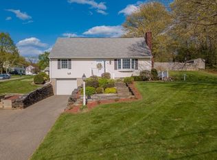 43 Powder Hill Rd, East Longmeadow, MA 01028