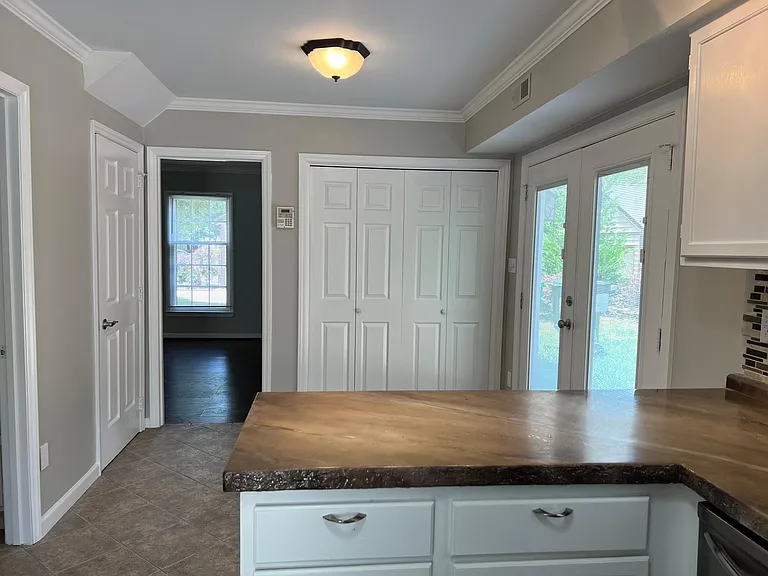 11724 Apleby Ln — Photo 10