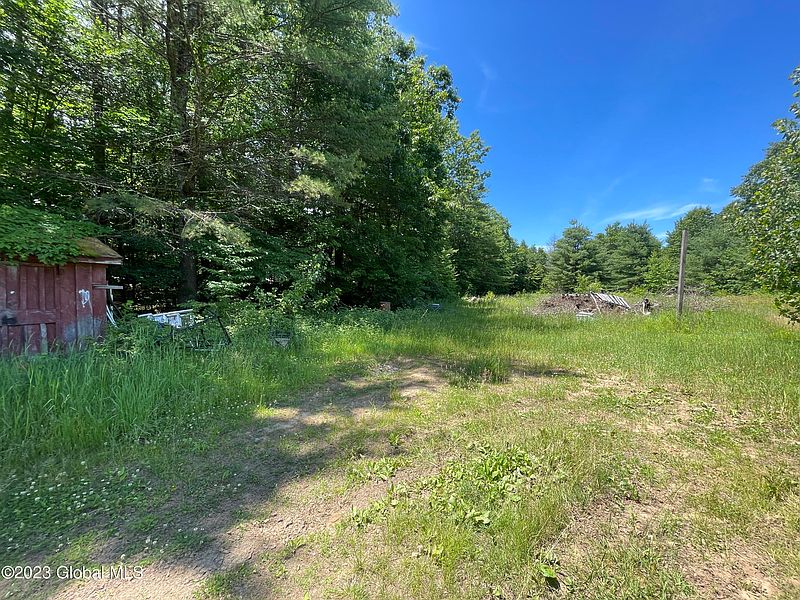 5th image of 27 Phillips Road