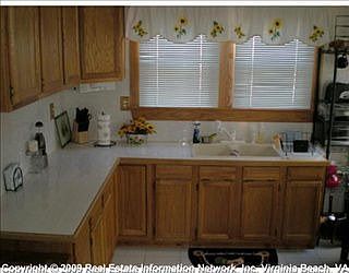 3rd image of 4600 King St