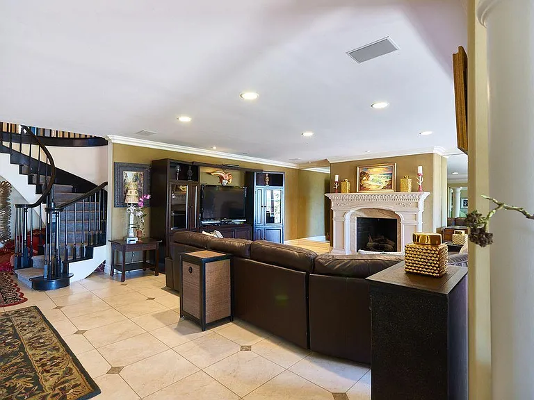 Entryway and second living room