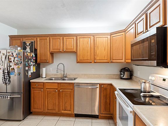 4th image of 213 Lakeview Dr APT 103