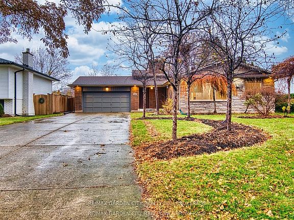 2nd image of 15 Black Friars Rd