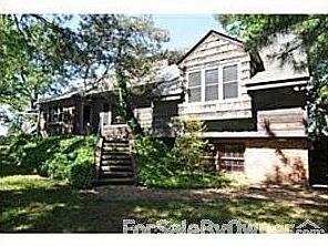 1st image of 2504 Lyon Dr