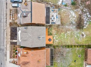 2924 Willett Rd, Pittsburgh, PA 15227