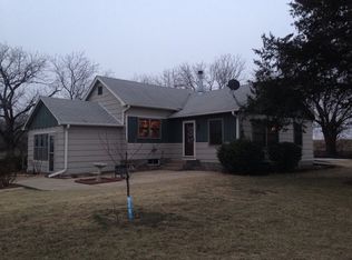 9009 NE 72nd St, Walton, KS 67151