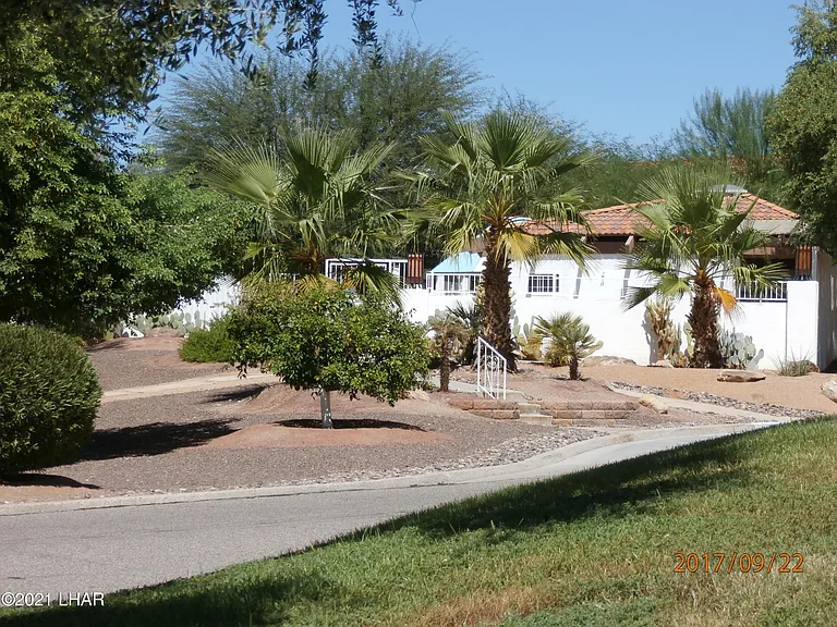1720 Los Lagos Dr #B — Photo 21