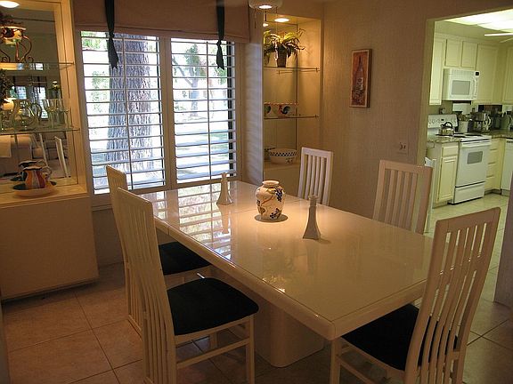 Dining room with built in's