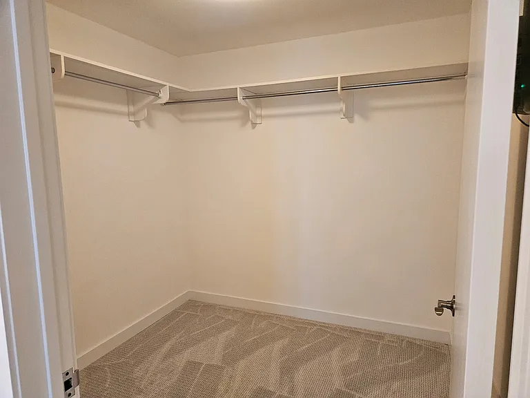 9 Macarthur Pl #N604 — Photo 34