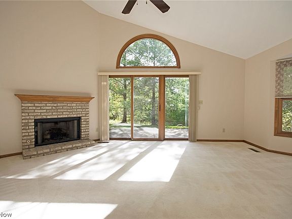 3rd image of 19238 Bradford Ct