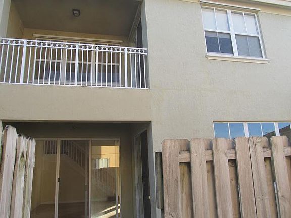 2nd image of 8464 NW 108th Ct