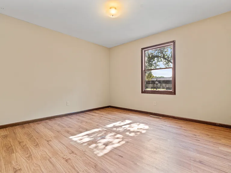 1506 Tippecanoe Dr #D2 — Photo 7
