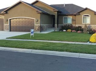 2462 Lilac Ln, Saratoga Springs, UT 84045