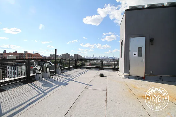 Rented by MySpaceNYC | media 14