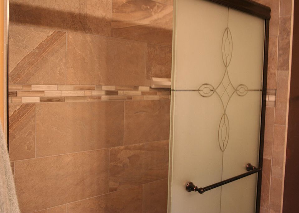 1st image of 917 Woodbridge Cir