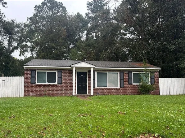 502 Patton Rd, Hinesville, GA 31313