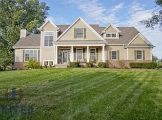 910 Wynstone Dr, Jefferson, SD 57038