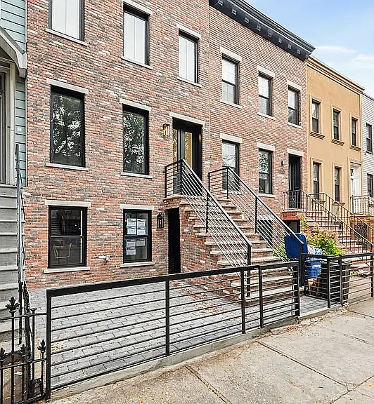 608 Van Buren St #1 — Photo 1