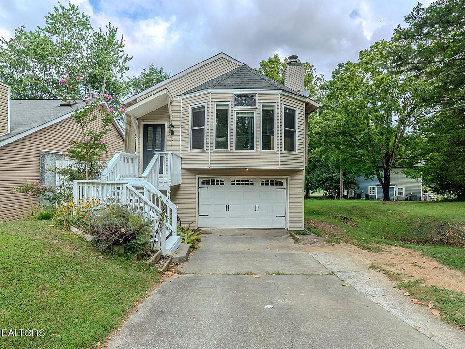 1st image of 7637 Chatham Cir