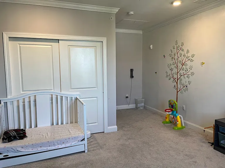 408 Dickson Ct — Photo 14