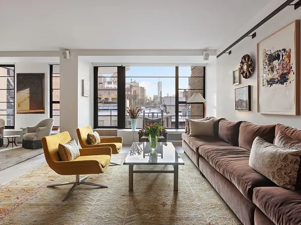 37 W 12th St APT 7J, New York, NY 10011