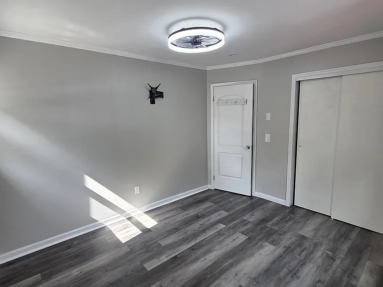 534 North Cir — Photo 18