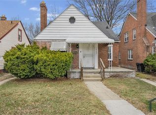 19207 Saint Marys St, Detroit, MI 48235