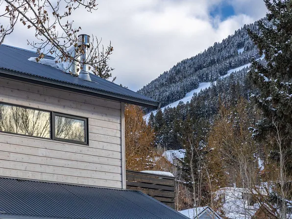 672 S Millward St, Jackson, WY 83001