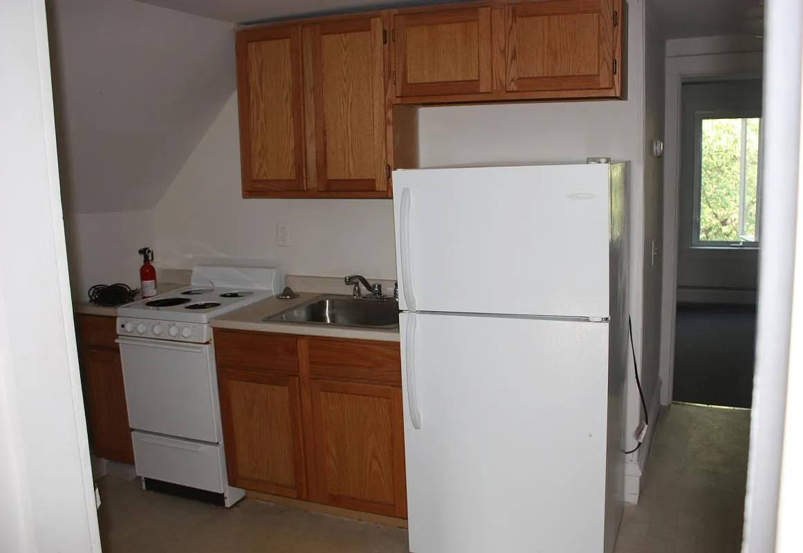 1 bed, 715 sqft, $1,700 — Photo 1