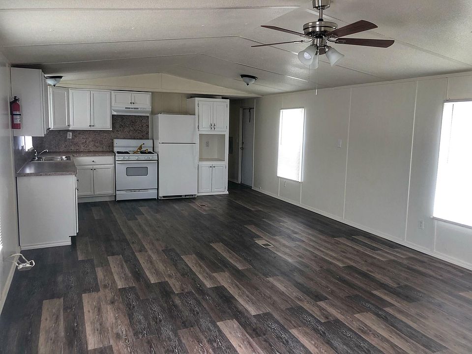 1st image of 2511 N Highway 35 Byp #19-1/2