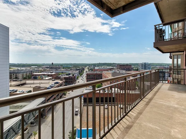 300 Walnut St #1006, Des Moines, IA 50309