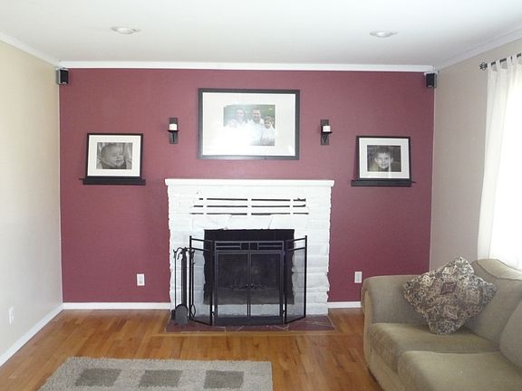 Livingroom - 1124 Kittitas