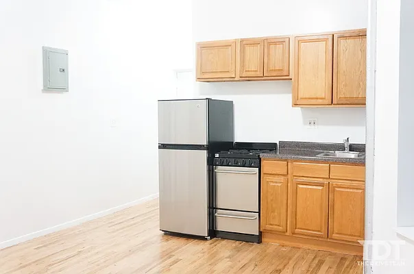 Rented by J Misrahi Realty Corp | media 23