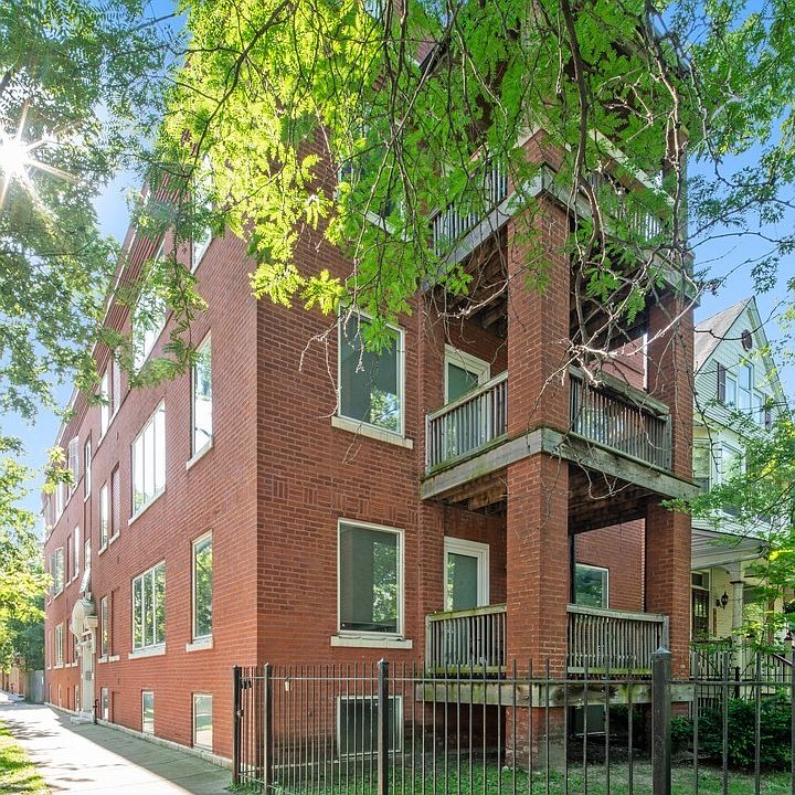 1st image of 1625 W Ainslie St APT Bw