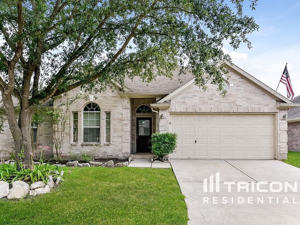 1st image of 11106 Creekline Glen Ct