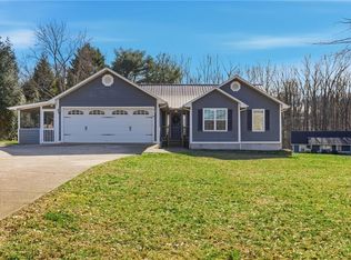 1000 Blair Rd, Mount Airy, GA 30563