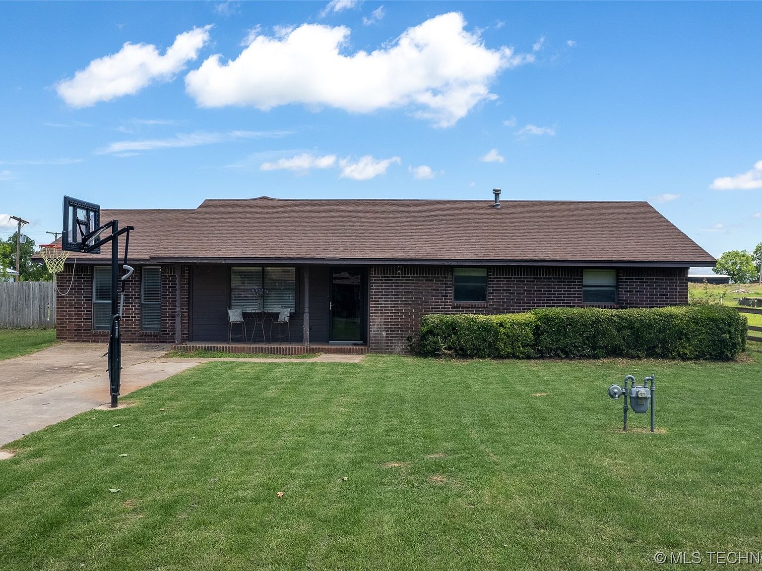 140 Cherokee St, Ryan, OK 73565 Zillow