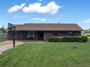 140 Cherokee St, Ryan, OK 73565