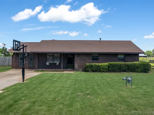 140 Cherokee St, Ryan, OK 73565