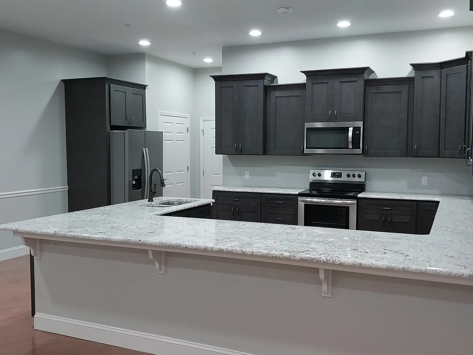 2 bed, 1200 sqft, $1,300 — Photo 2