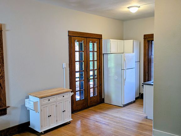 2nd image of 741 N Corona St APT 2