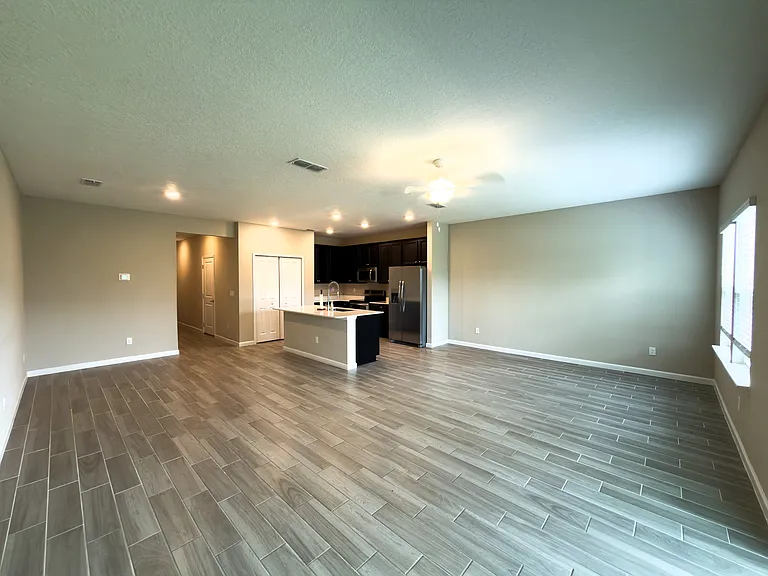 421 Boracay Cir — Photo 8