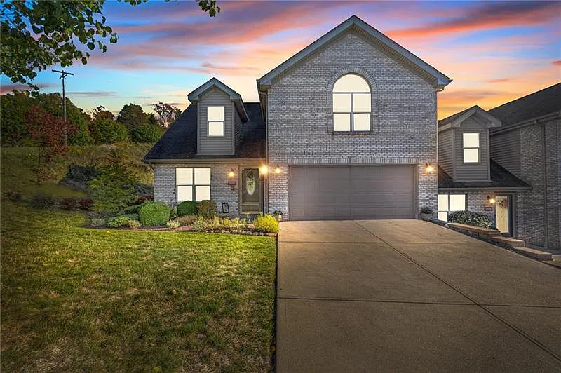 3432 Woodwind Dr photo 1