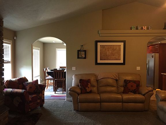 5th image of 4762 Greystone Ln