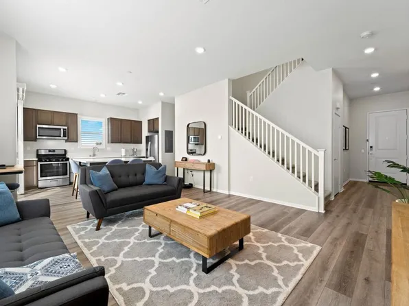 2015 Mindoro Ln #1, Chula Vista, CA 91915