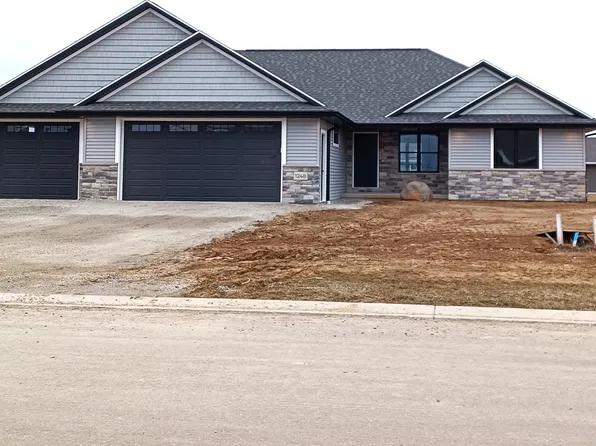 1248 Allen Lee Way, Pulaski, WI 54162