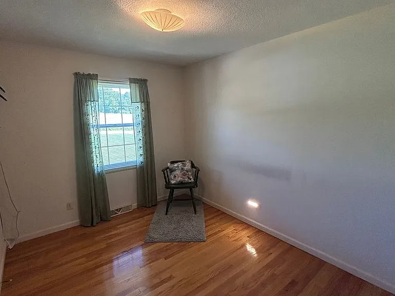 1706 Danenhower Rd — Photo 11
