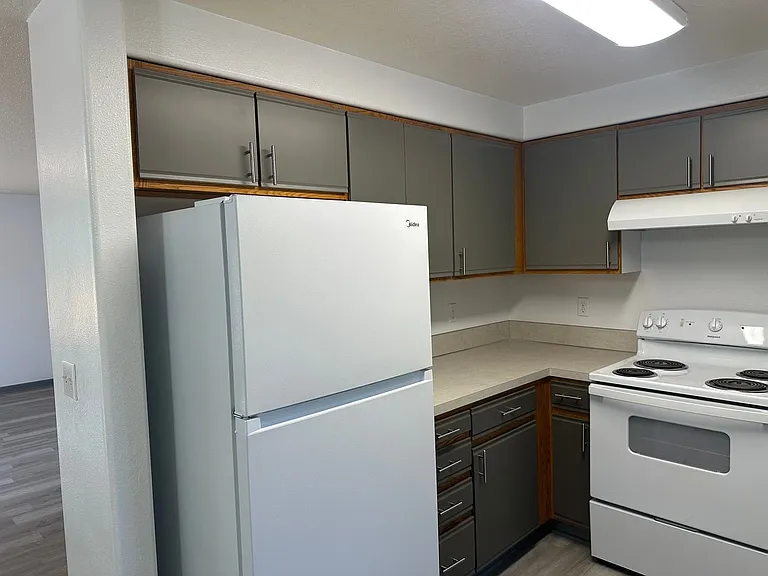 70 Jefferson Aly — Photo 11