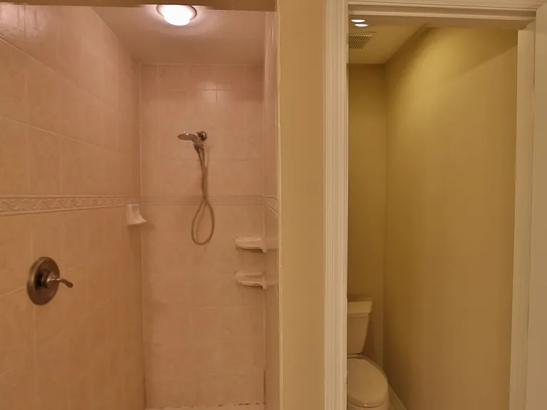 4465 Longford Dr — Photo 12