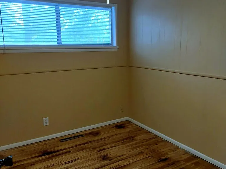 1008 W Tally Ho St — Photo 12